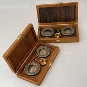 Wooden-Velvet-Saffron-Box-300-2.webp