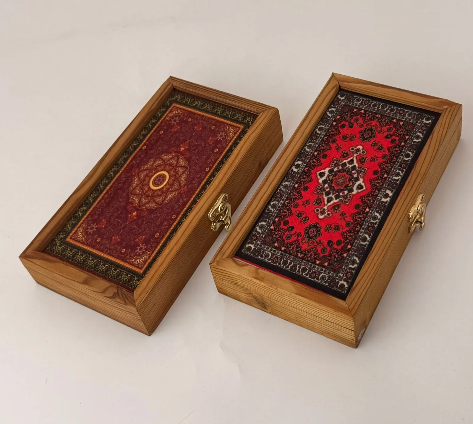 Wooden Velvet Saffron Box 300 – 2 Kh 1 Gram + T35 - Image 4
