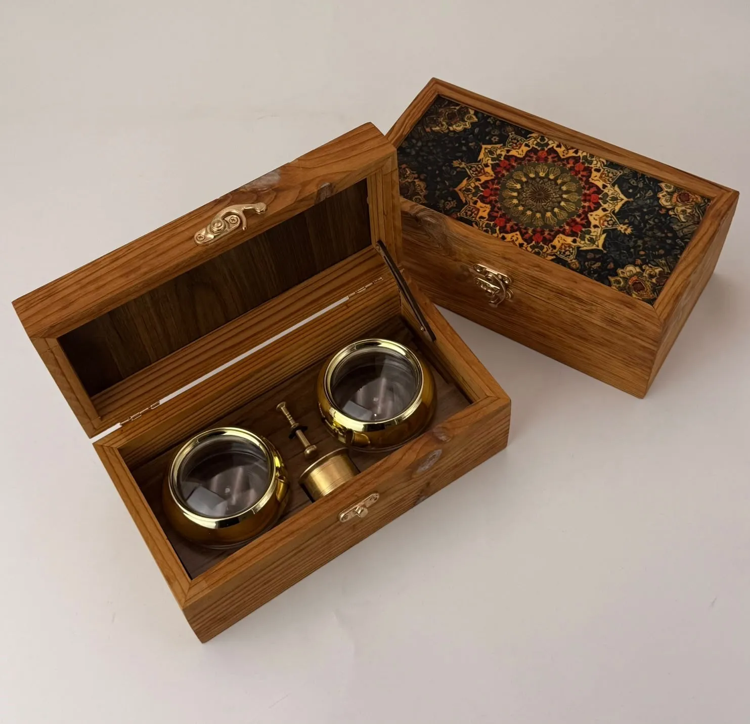 Wooden Velvet Saffron Box 301 - Image 2